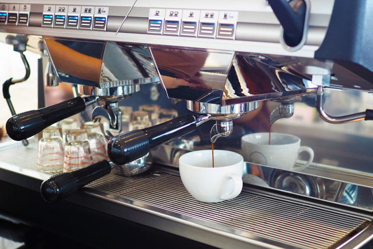 Manual Versus Automatic Coffee Machine The Pros and Cons