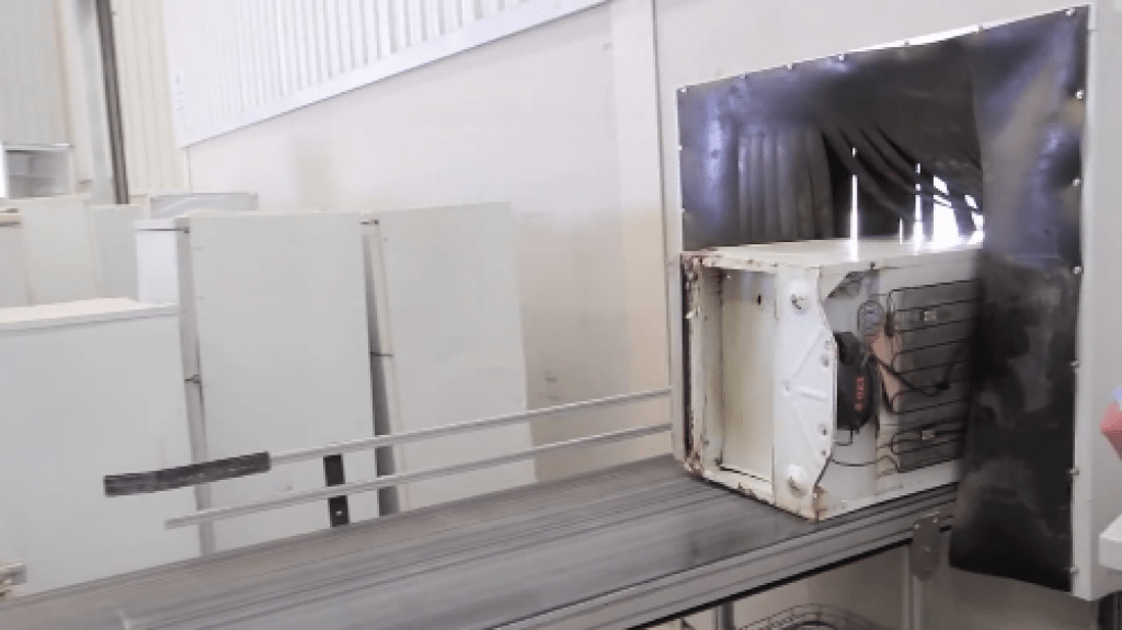 Fridge/Freezer Disposal How To Safely Get Rid » Appliance Reviewer